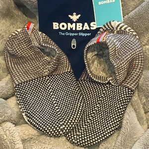Brand New Men’s Bombas Gripper Slippers Size XL 13-15
